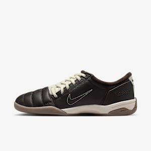 シューズ NIKE WMNS TOTAL 90 BLACK 27.5 Nike Total 90 Women's Shoes. Nike.com